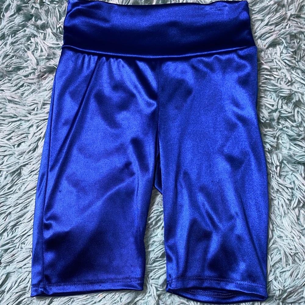 Silky blue biker shorts